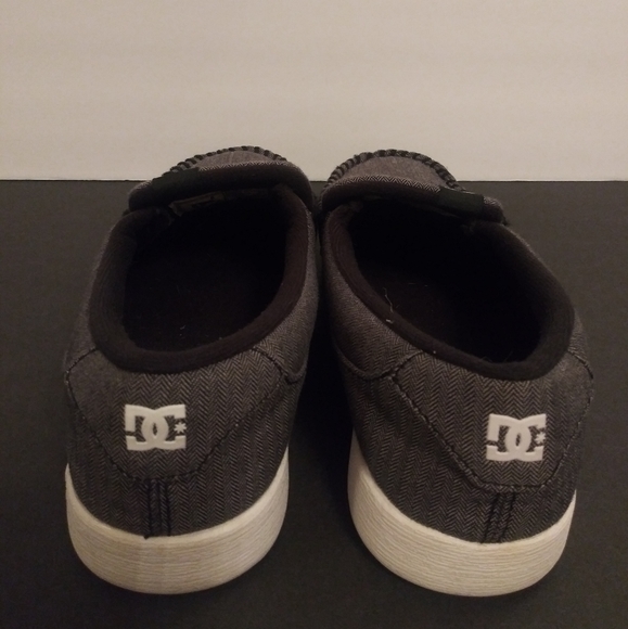 DC Villain Skate Shoe Mens size 8/Women's Size 9.5-10 Grey/Black/White EUC - Picture 3 of 6